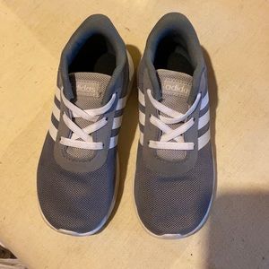 Adidas size 10k boys sneaker